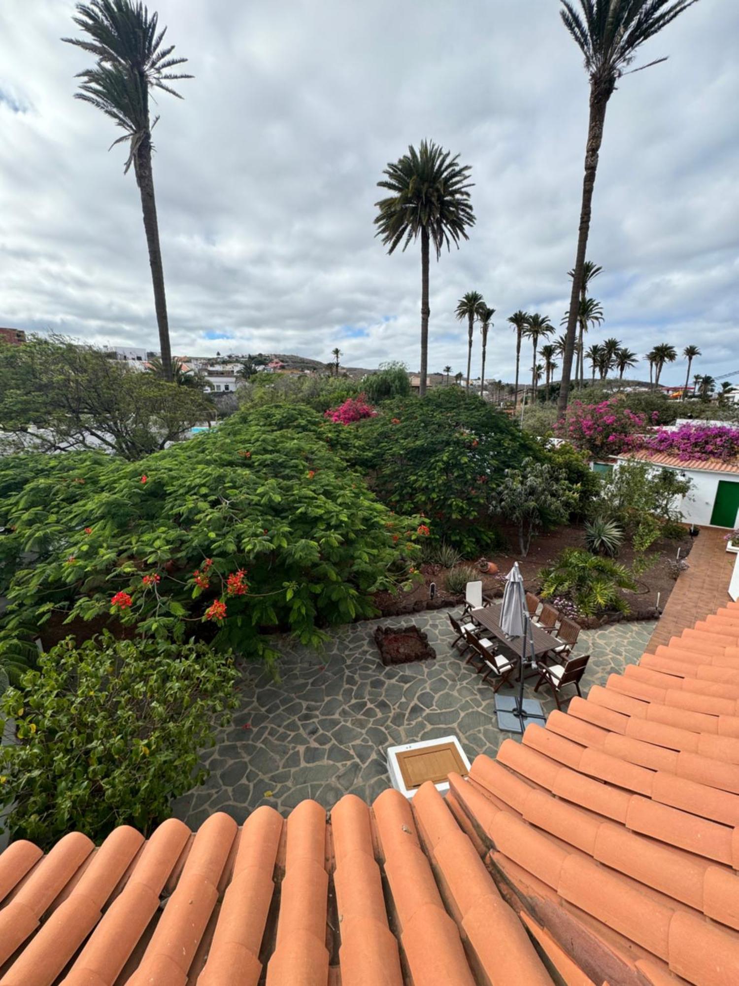 La Finca. Casa En Ciudad. Zona Residencial Muy Tranquila Telde Exterior photo