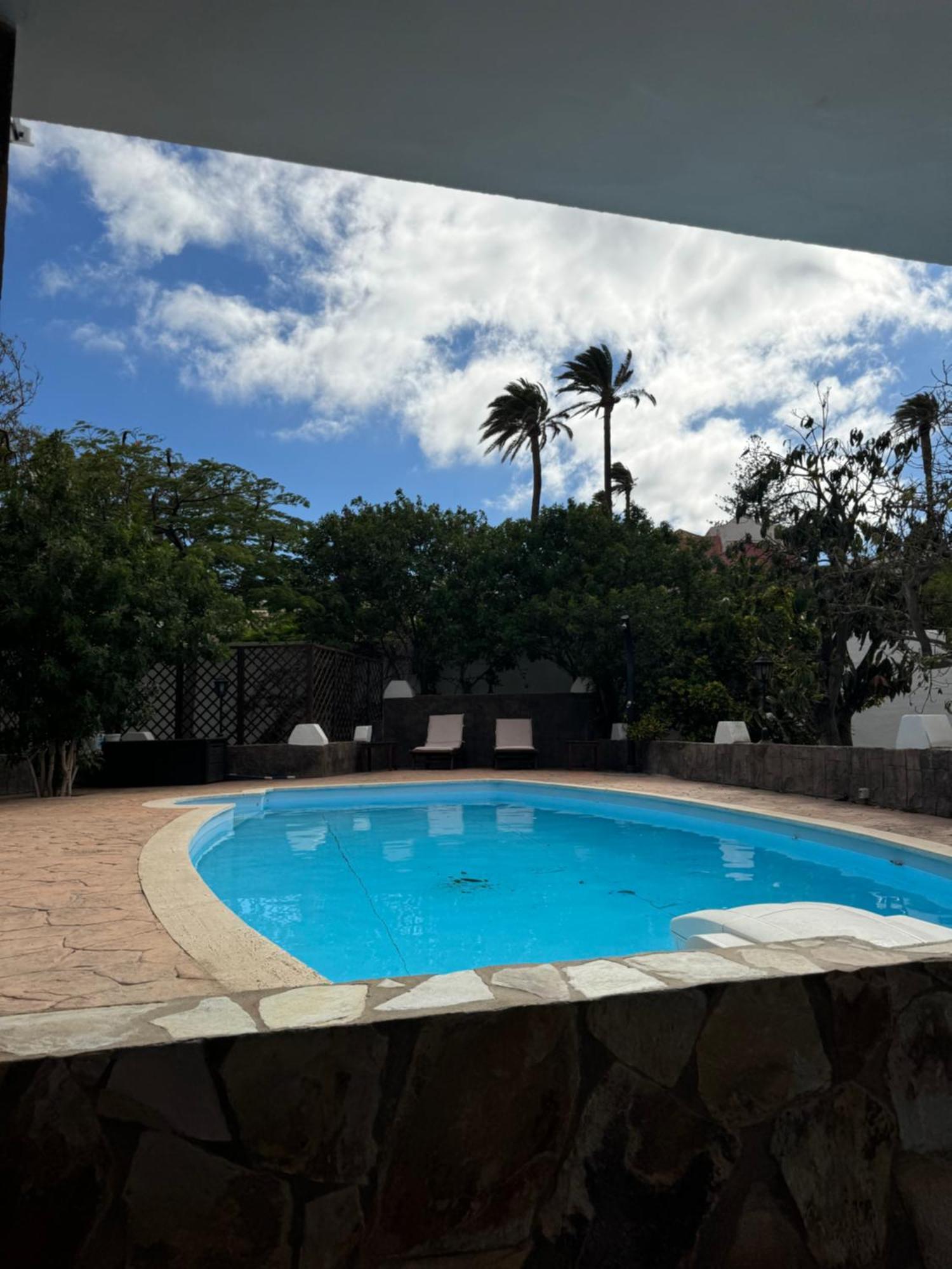 La Finca. Casa En Ciudad. Zona Residencial Muy Tranquila Telde Exterior photo